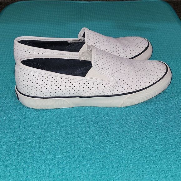 Sperry Pier Side White Perforated Leather Low Slip-On Memory Foam Shoes Size 7.5 - Picture 2 of 8
